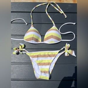 NWOT Agua Doce Striped Bikini M